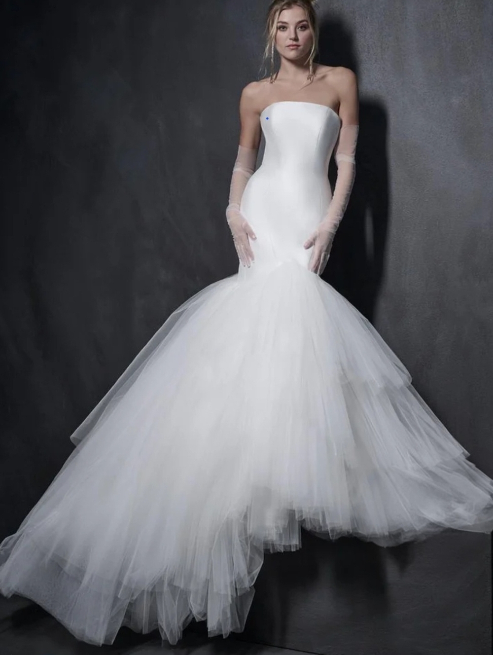 Elegant Strapless Bridal Gown in Ivory
